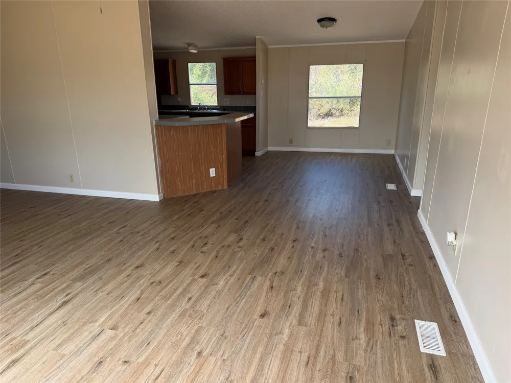 143 Summit Ridge Lane Springtown, TX 76082