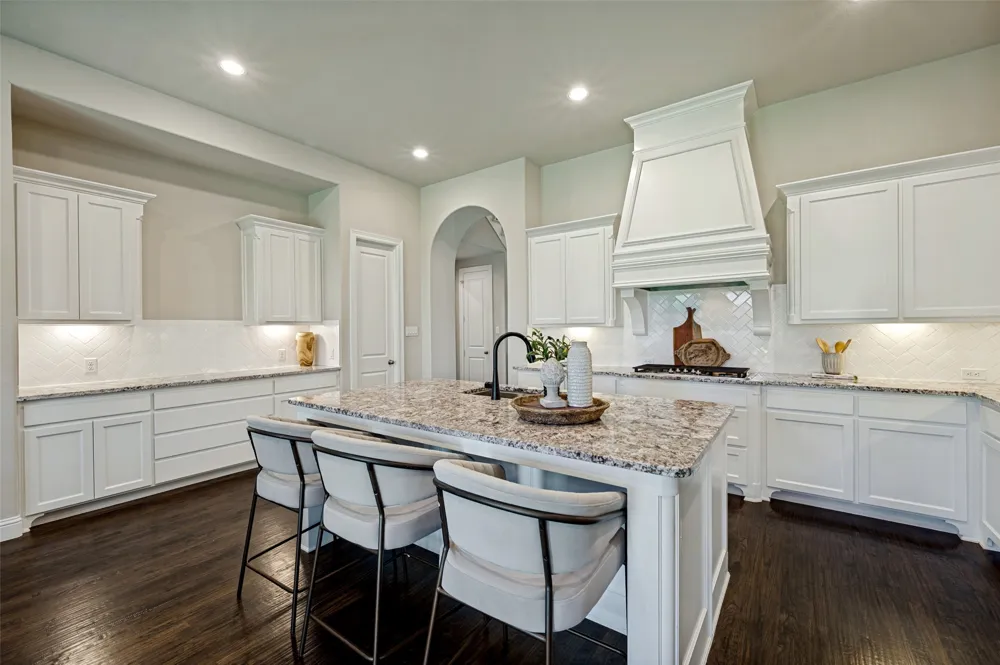 2817 Links The Colony, TX 75056