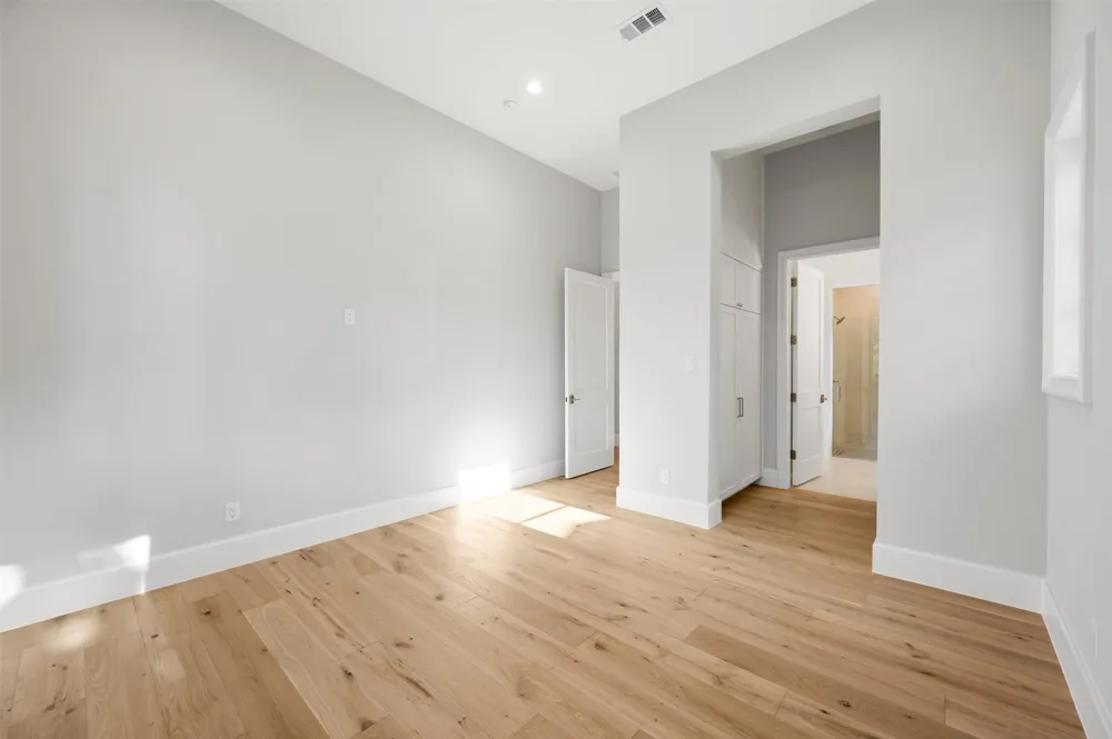 6254 Preston Crest Lane Dallas, TX 75230