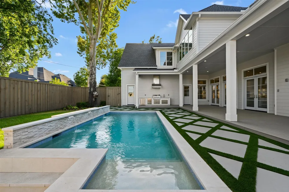 6254 Preston Crest Lane Dallas, TX 75230