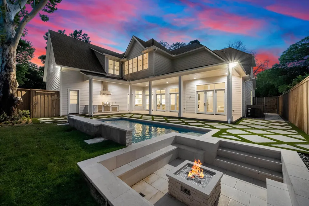 6254 Preston Crest Lane Dallas, TX 75230