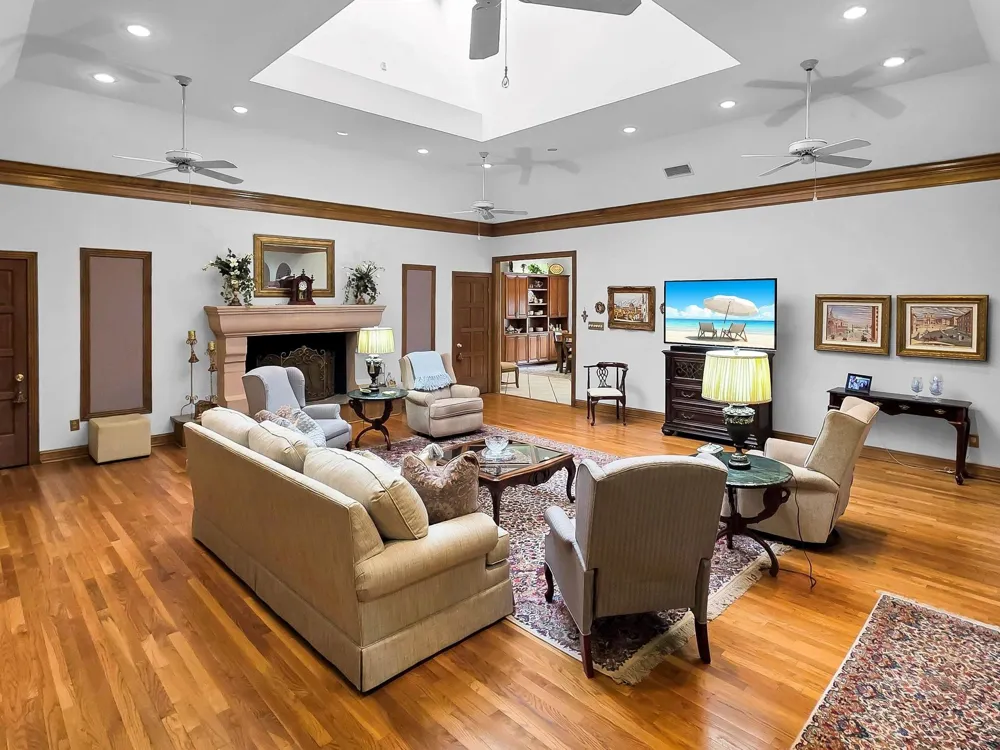3 Bayou Bend Beaumont, TX 77706
