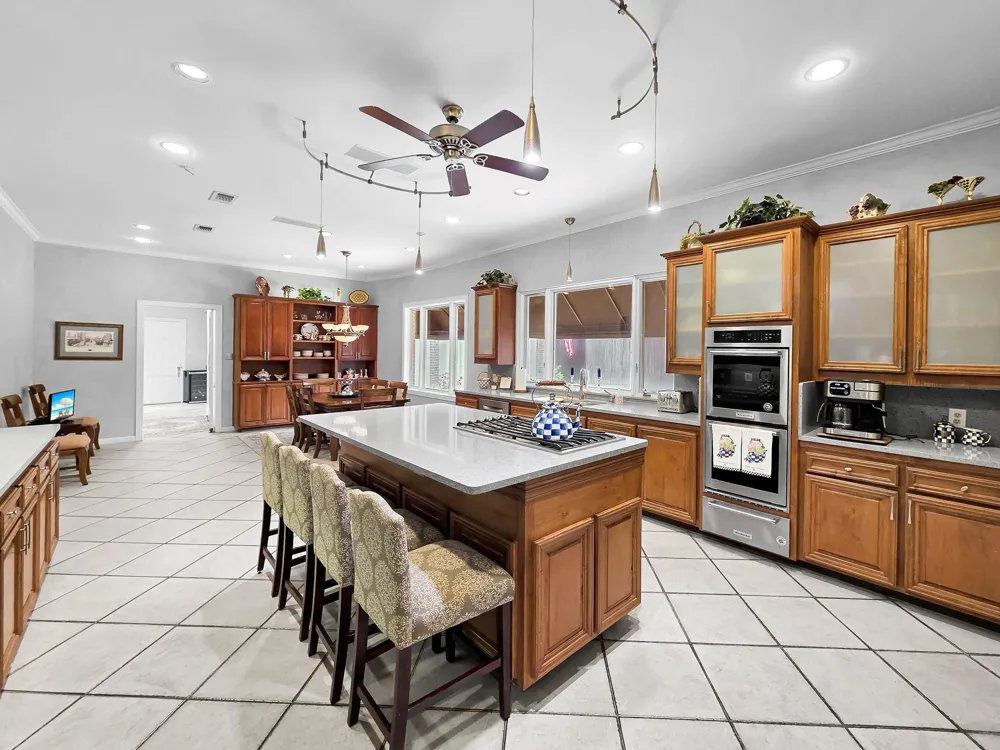 3 Bayou Bend Beaumont, TX 77706