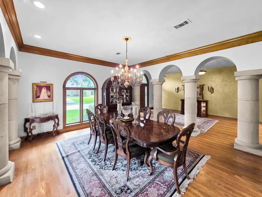 3 Bayou Bend Beaumont, TX 77706