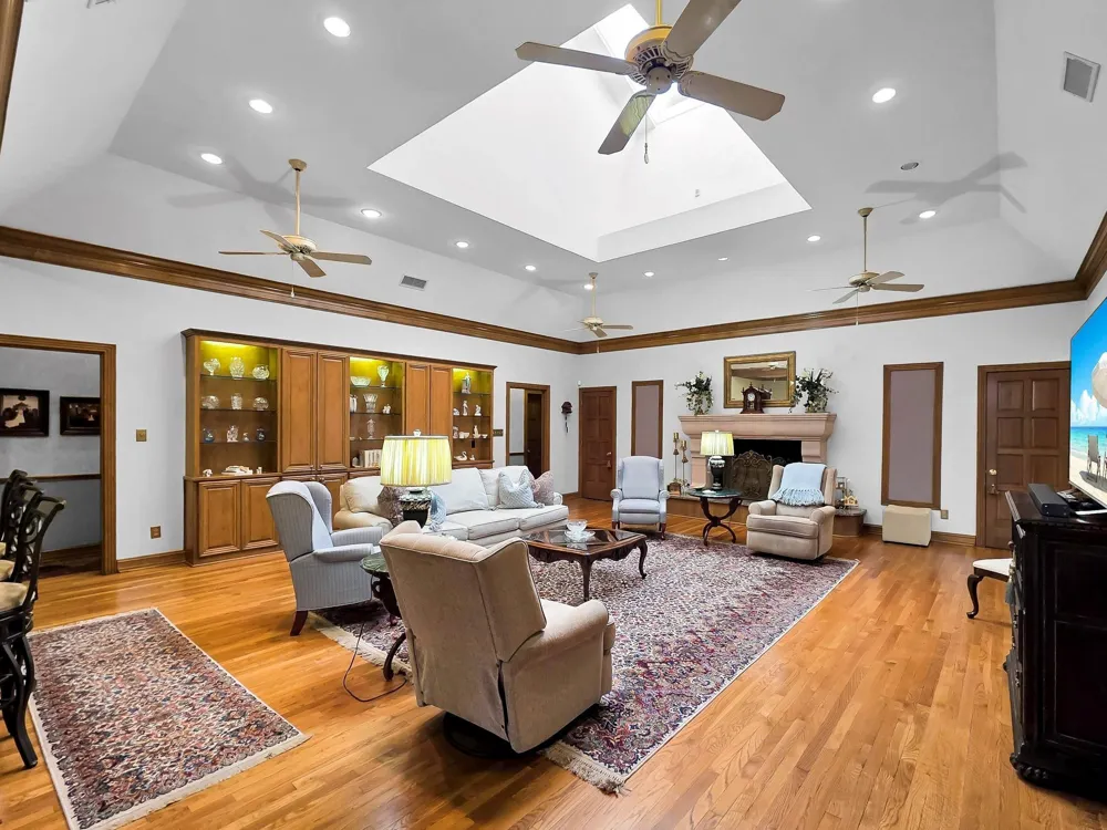 3 Bayou Bend Beaumont, TX 77706