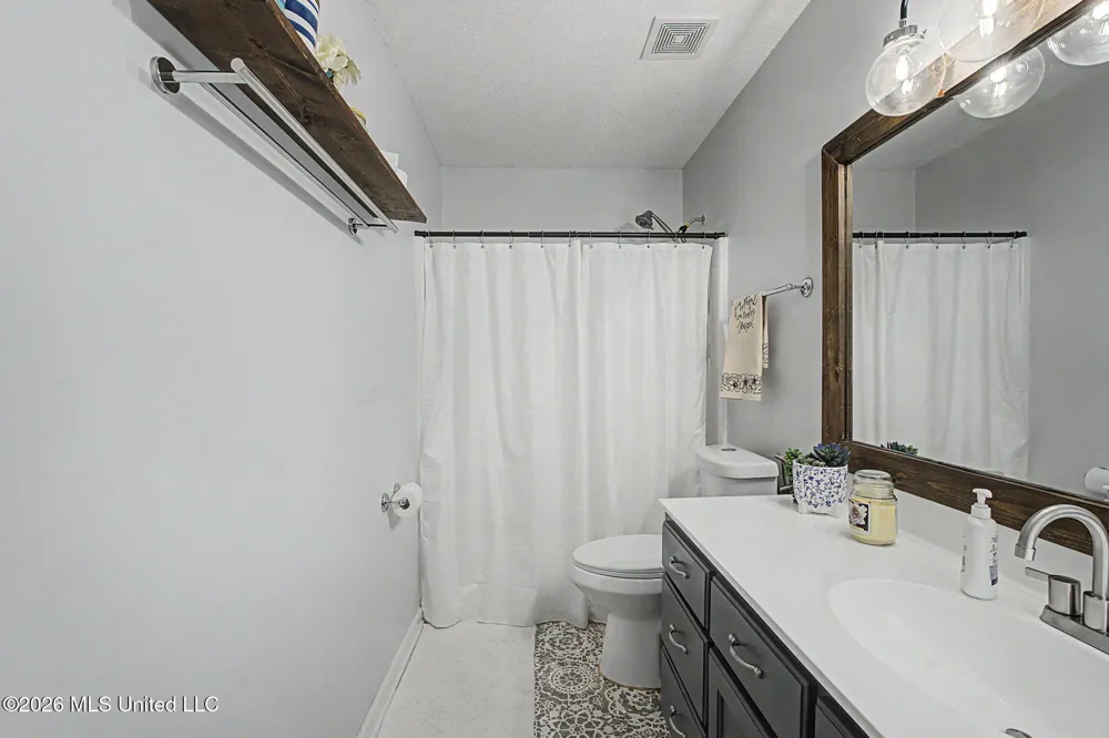 74 Lyla Cove Hernando, MS 38632