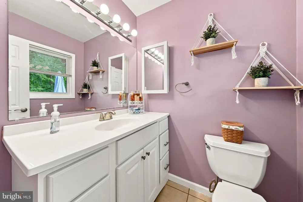 2 WOODHAVEN ROAD Gibbsboro, NJ 08026