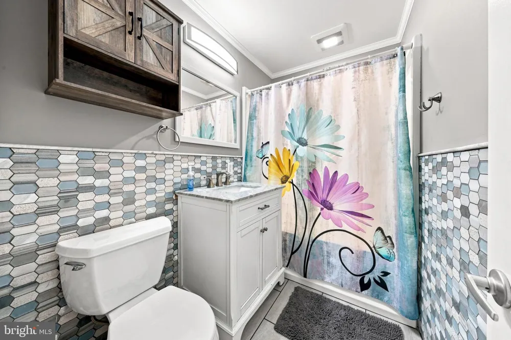 2 WOODHAVEN ROAD Gibbsboro, NJ 08026