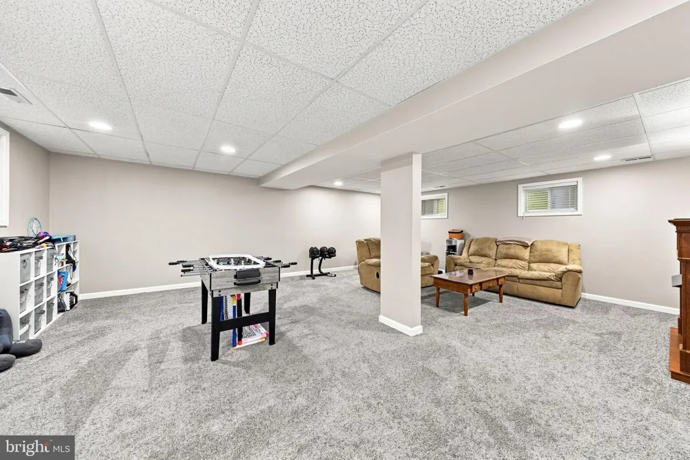 2 WOODHAVEN ROAD Gibbsboro, NJ 08026