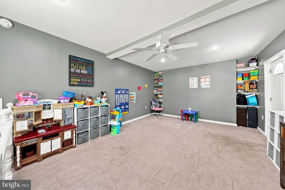 2 WOODHAVEN ROAD Gibbsboro, NJ 08026