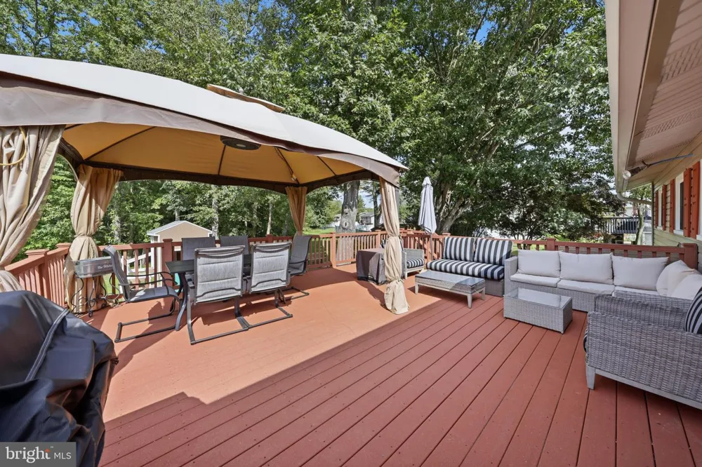 2 WOODHAVEN ROAD Gibbsboro, NJ 08026