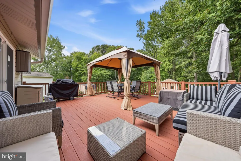 2 WOODHAVEN ROAD Gibbsboro, NJ 08026
