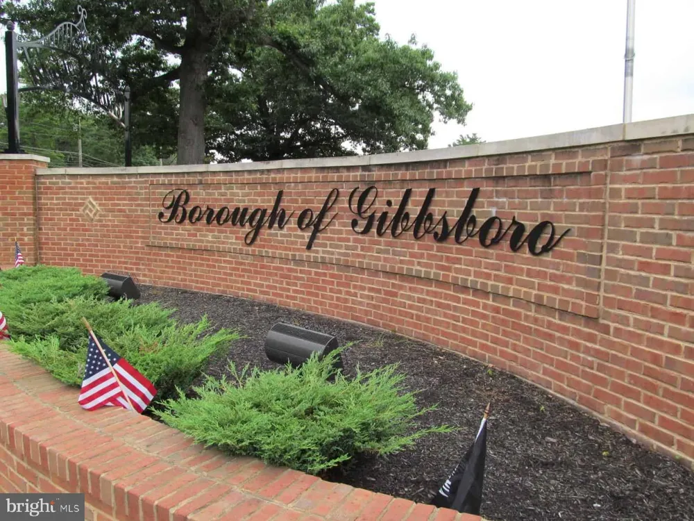 2 WOODHAVEN ROAD Gibbsboro, NJ 08026