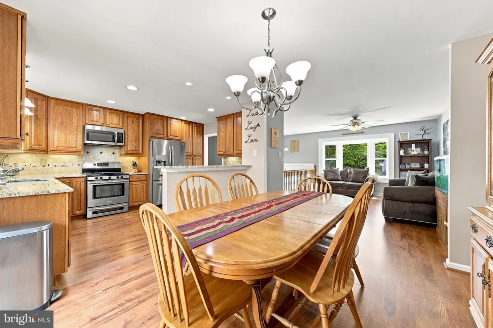2 WOODHAVEN ROAD Gibbsboro, NJ 08026