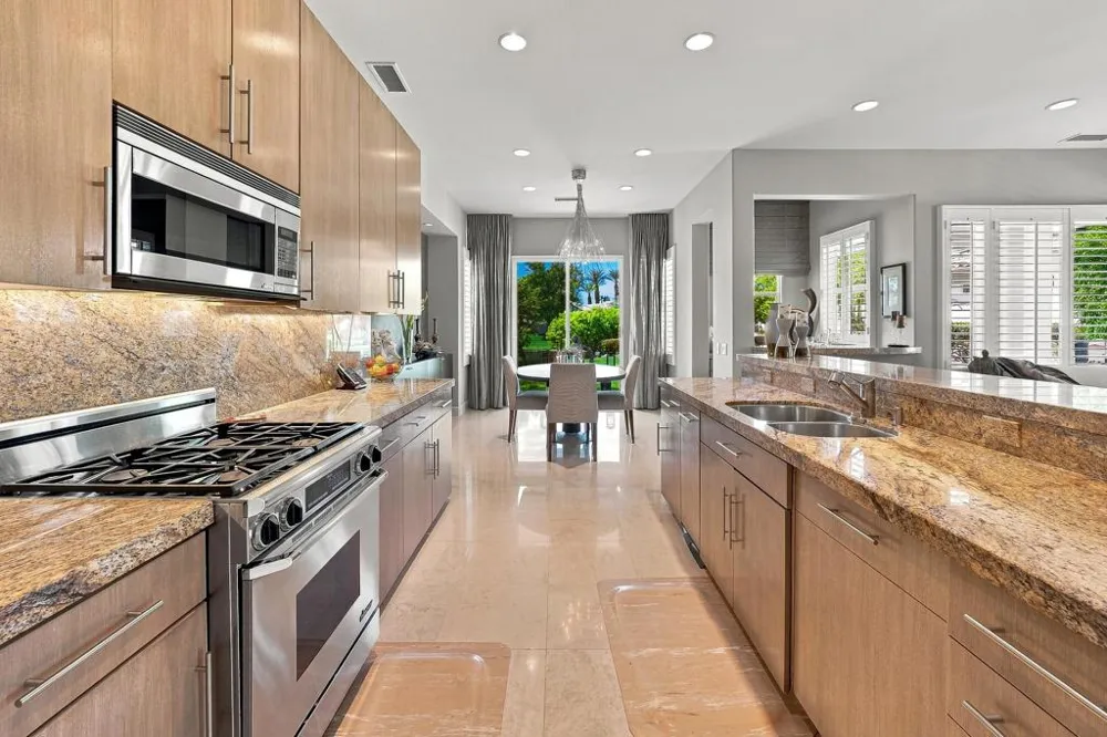 110 Lakefront Way Rancho Mirage, CA 92270