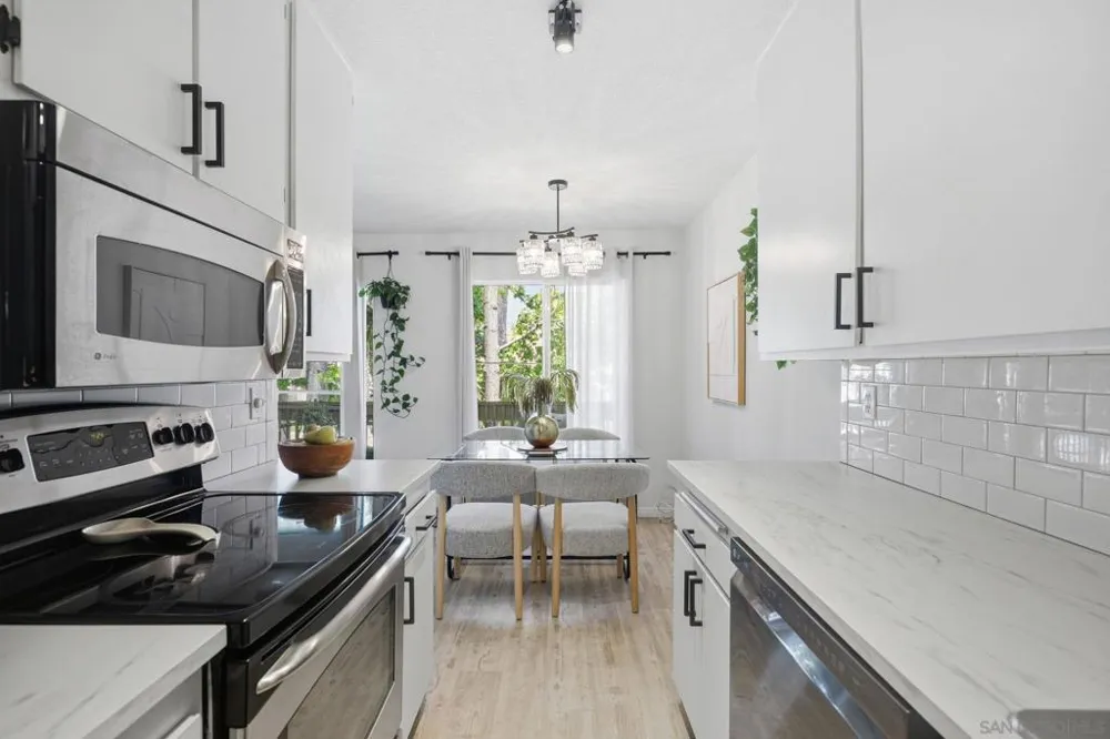 4600 Lamont St #212 San Diego, CA 92109