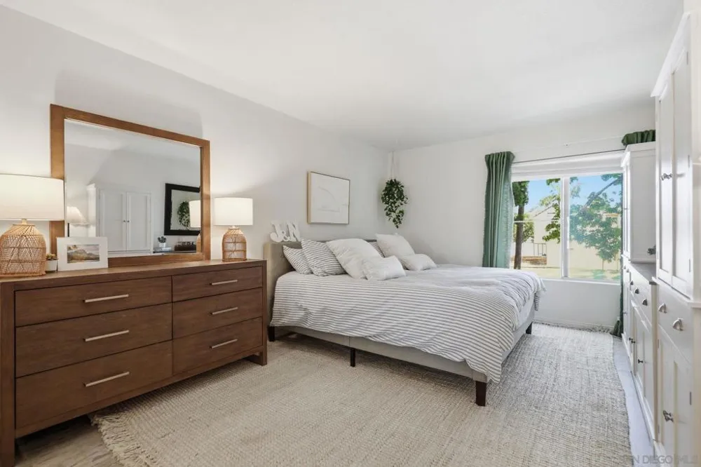 4600 Lamont St #212 San Diego, CA 92109