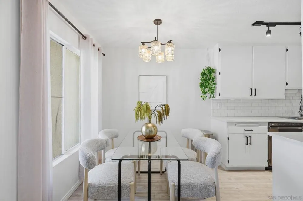 4600 Lamont St #212 San Diego, CA 92109