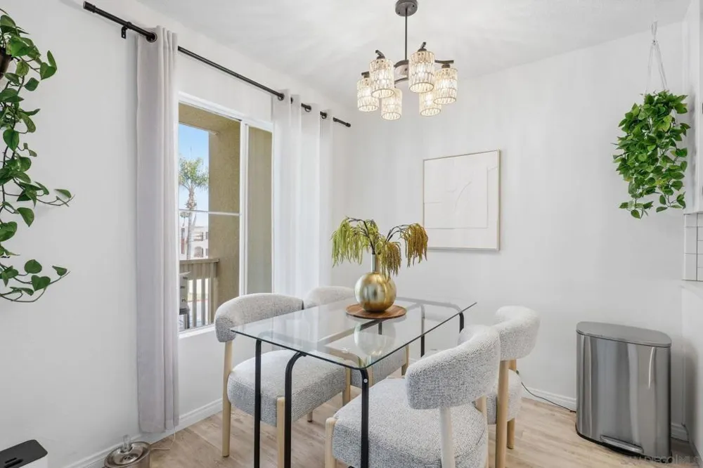 4600 Lamont St #212 San Diego, CA 92109