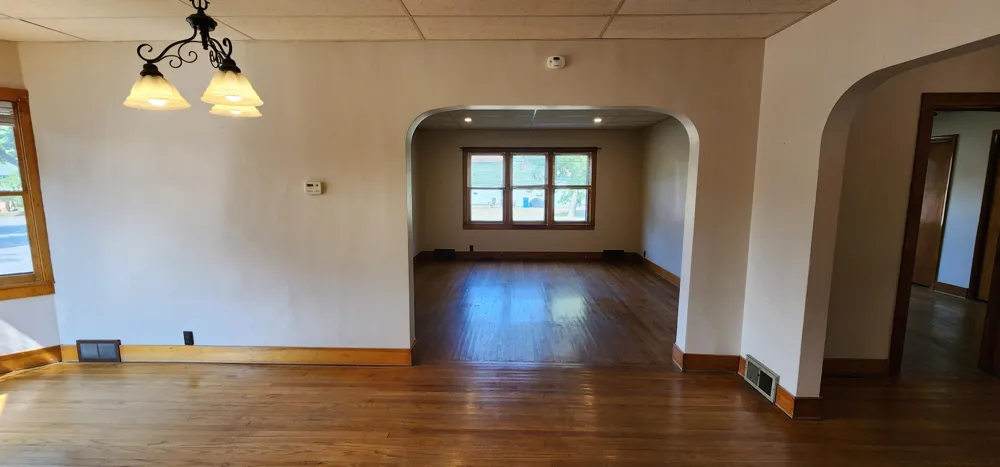 703 Hopkins Street Manistee, MI 49660