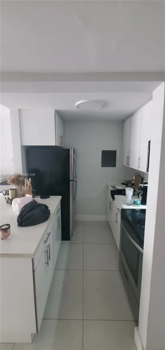 677 SW 9th Ave #405 Miami, FL 33130