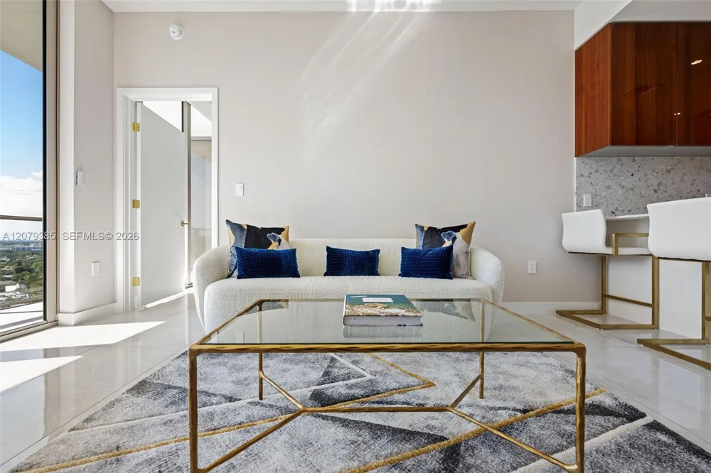 2678 Tigertail Ave #1705 Miami, FL 33133