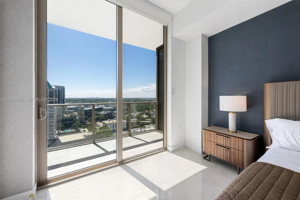 2678 Tigertail Ave #1705 Miami, FL 33133