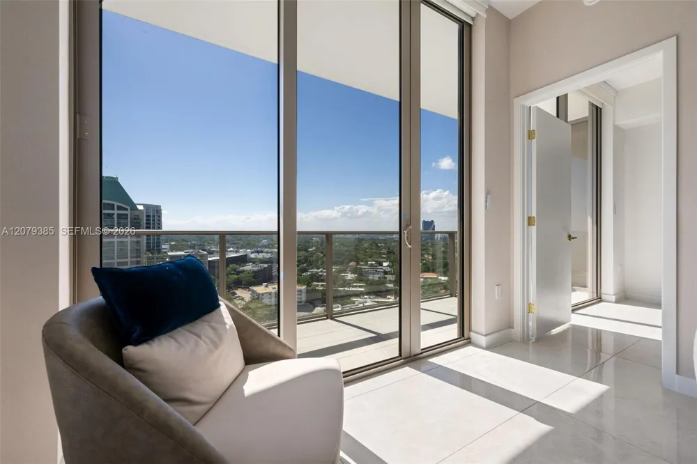 2678 Tigertail Ave #1705 Miami, FL 33133