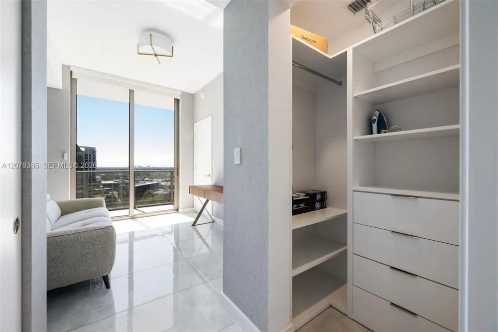 2678 Tigertail Ave #1705 Miami, FL 33133