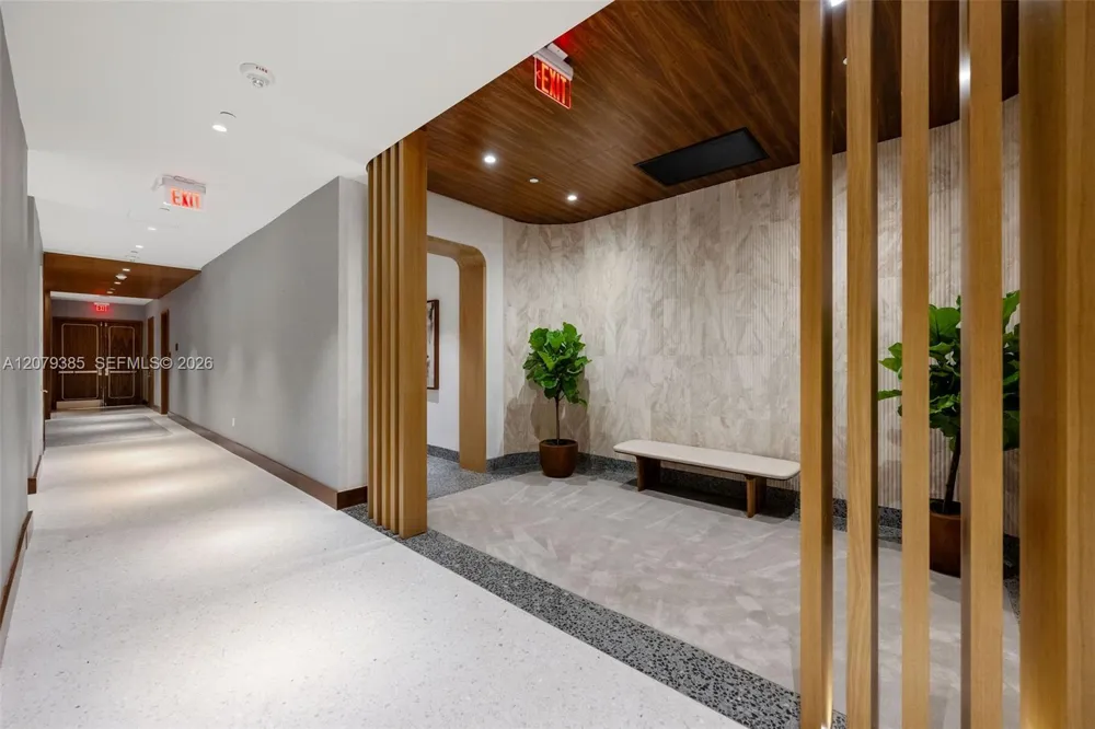 2678 Tigertail Ave #1705 Miami, FL 33133