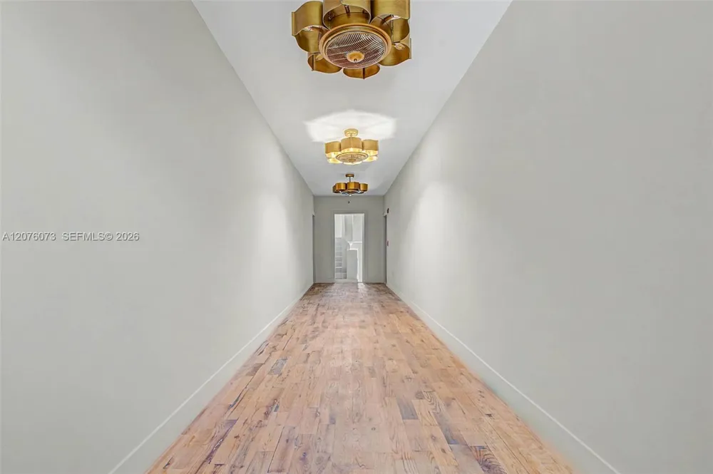694 NE 76th St #3 Miami, FL 33138