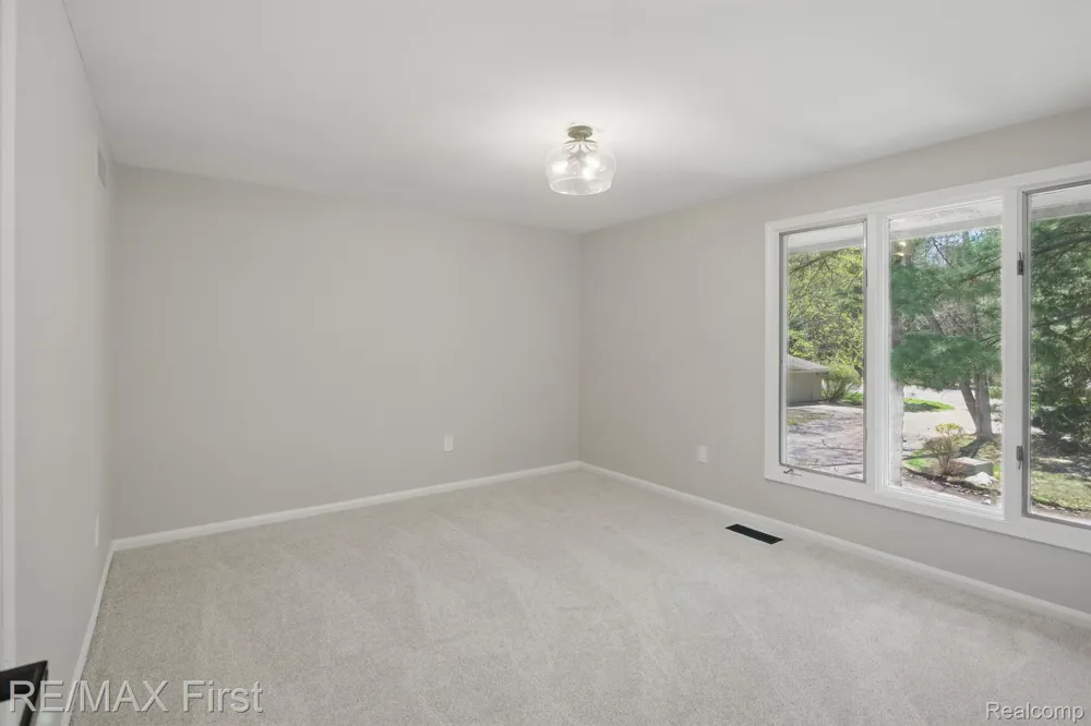 6620 RED CEDAR LANE West Bloomfield Charter Township, MI 48324