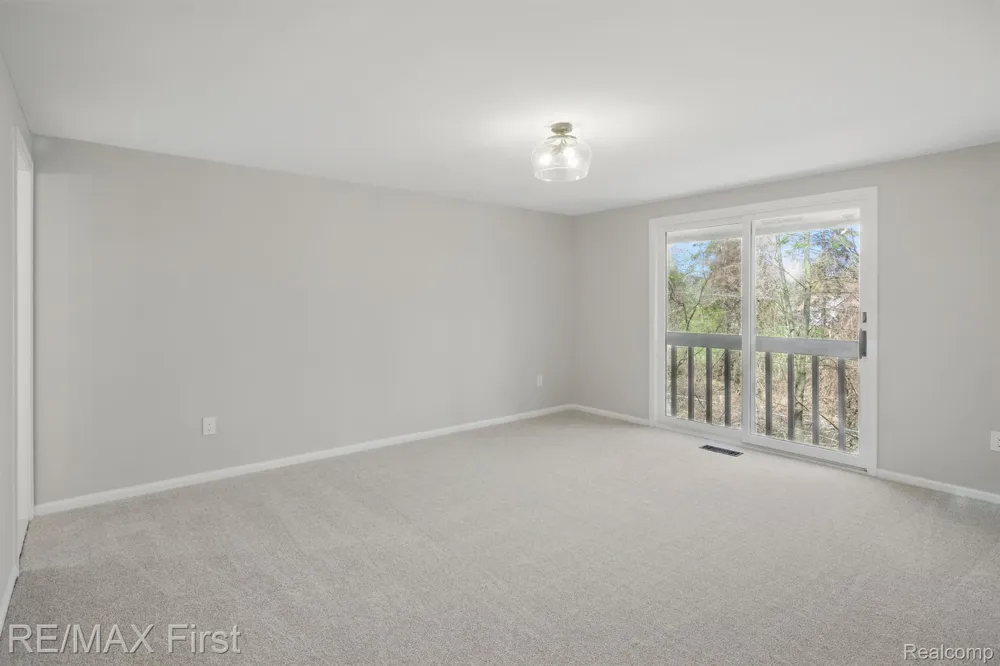 6620 RED CEDAR LANE West Bloomfield Charter Township, MI 48324