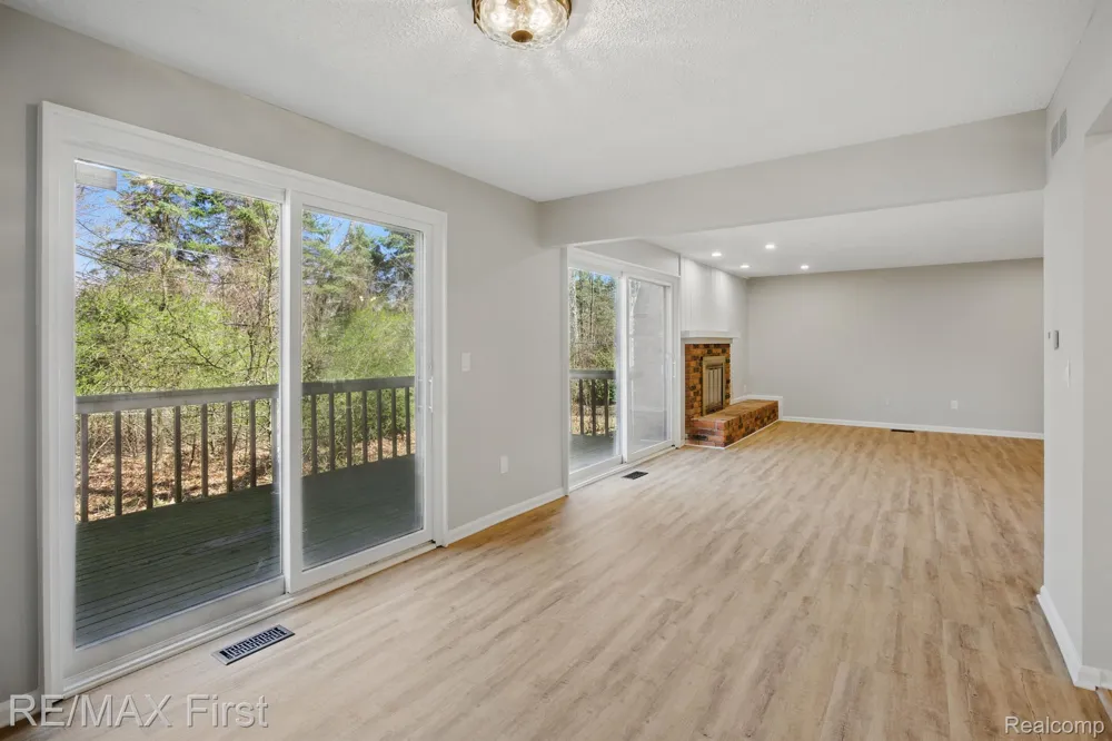 6620 RED CEDAR LANE West Bloomfield Charter Township, MI 48324