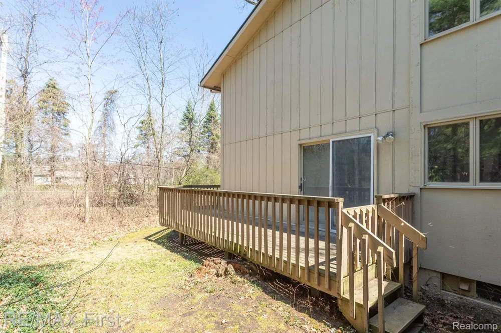 6620 RED CEDAR LANE West Bloomfield Charter Township, MI 48324