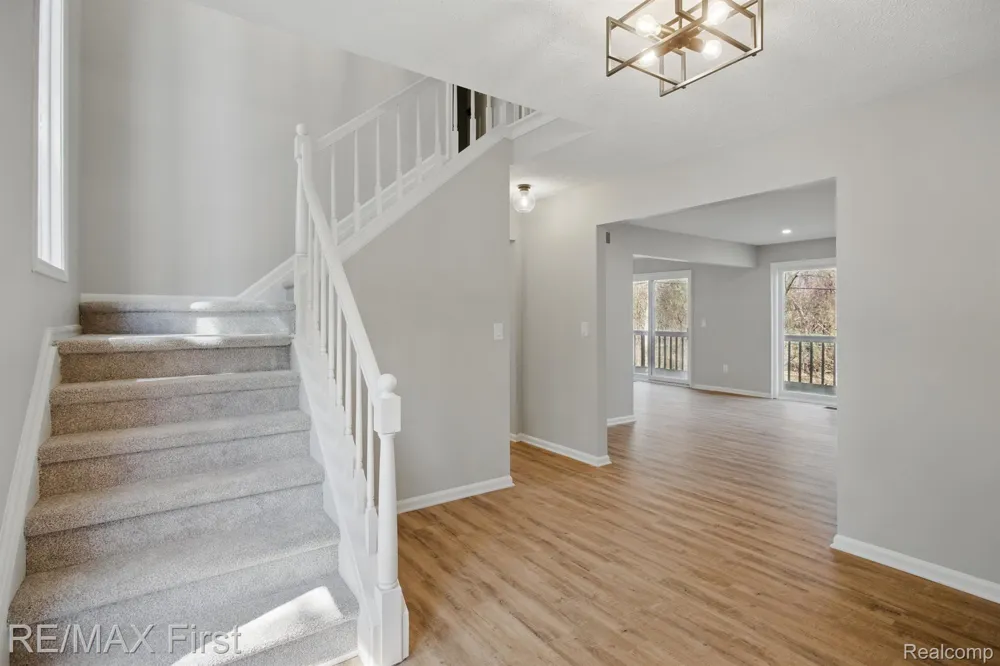 6620 RED CEDAR LANE West Bloomfield Charter Township, MI 48324