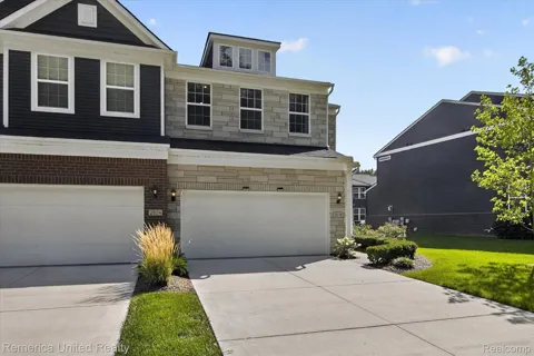 2818 Prairie View Road