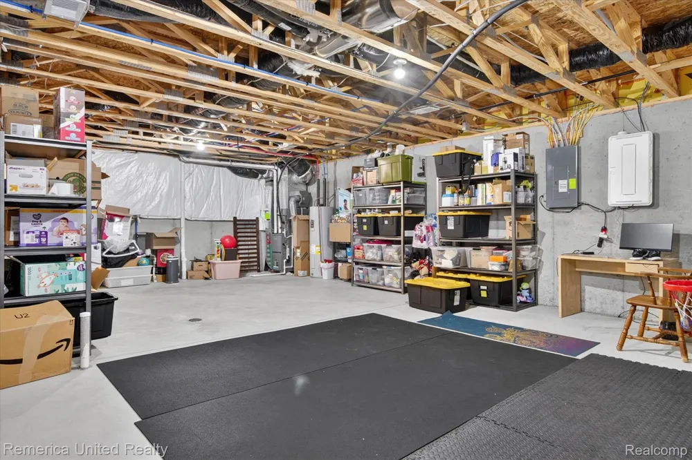 2818 Prairie View Road Pittsfield Charter Township, MI 48108