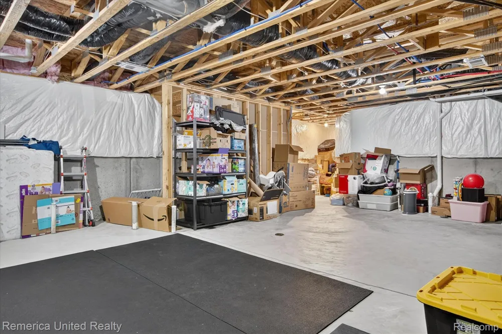 2818 Prairie View Road Pittsfield Charter Township, MI 48108