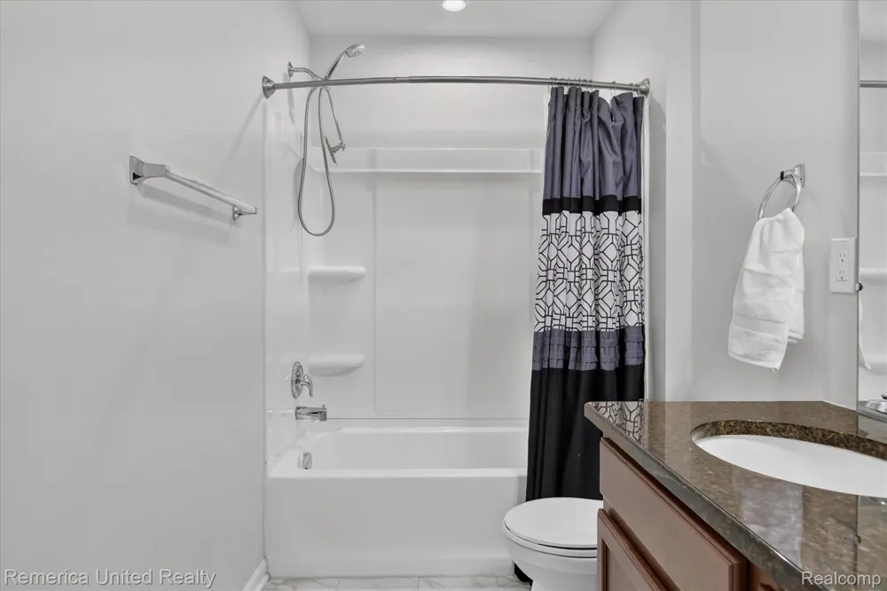 2818 Prairie View Road Pittsfield Charter Township, MI 48108
