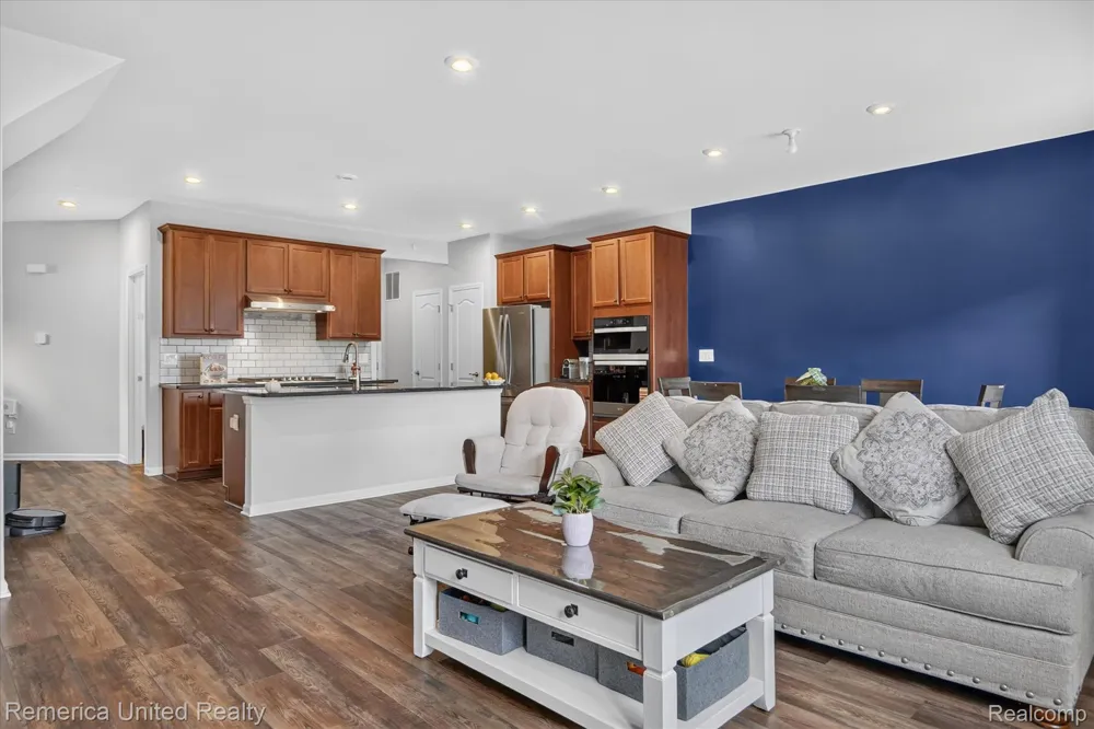 2818 Prairie View Road Pittsfield Charter Township, MI 48108