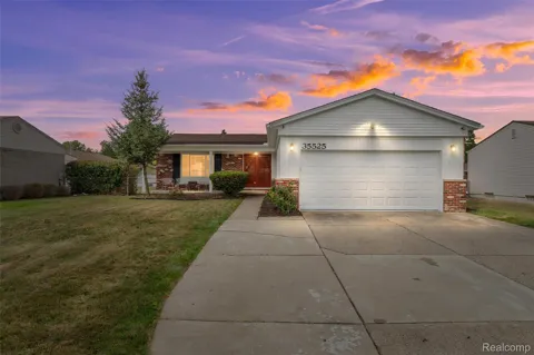 35525 Connecticut Drive