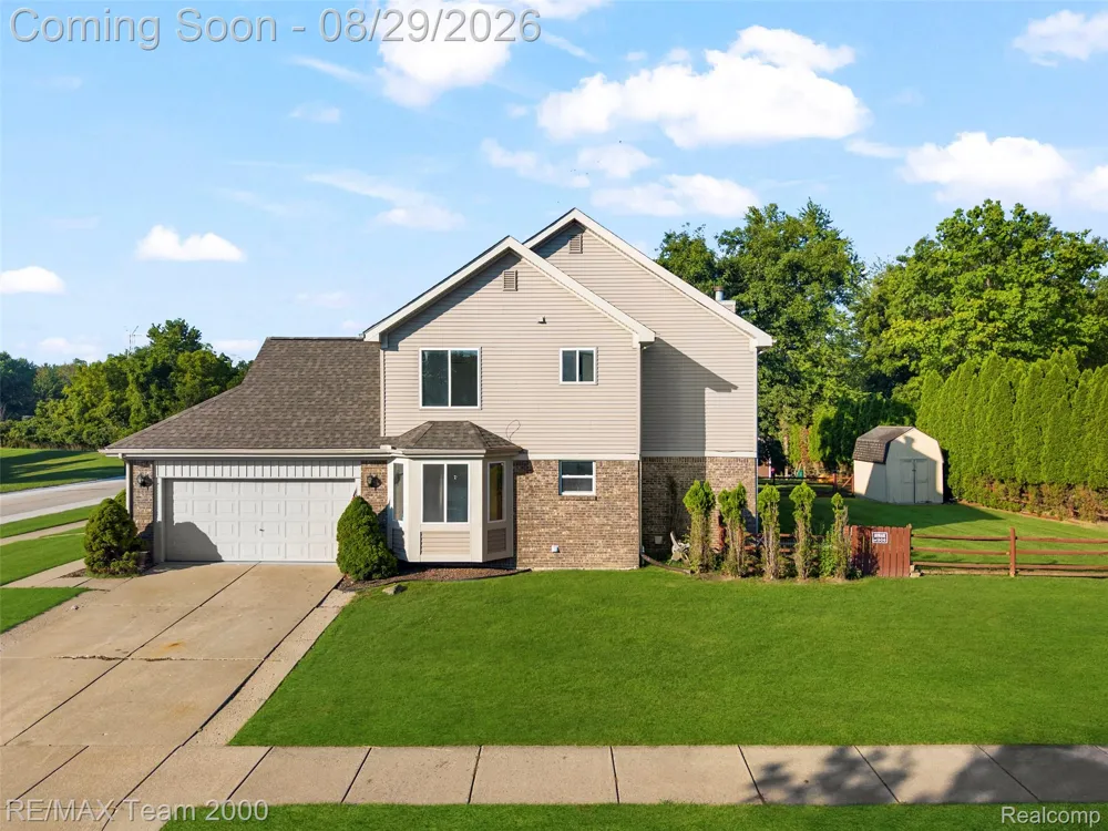 30003 Huron Meadows Drive Rockwood City, MI 48173