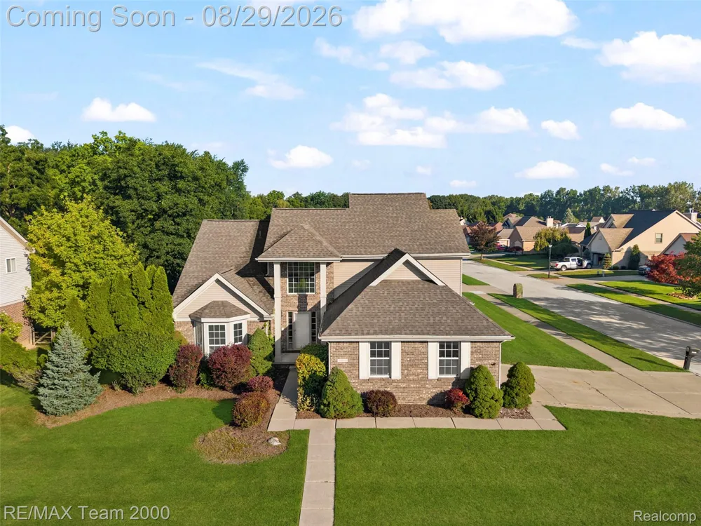 30003 Huron Meadows Drive Rockwood City, MI 48173