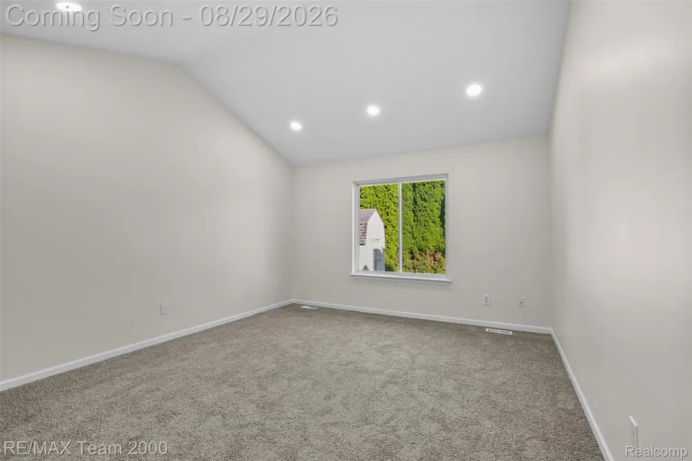 30003 Huron Meadows Drive Rockwood City, MI 48173