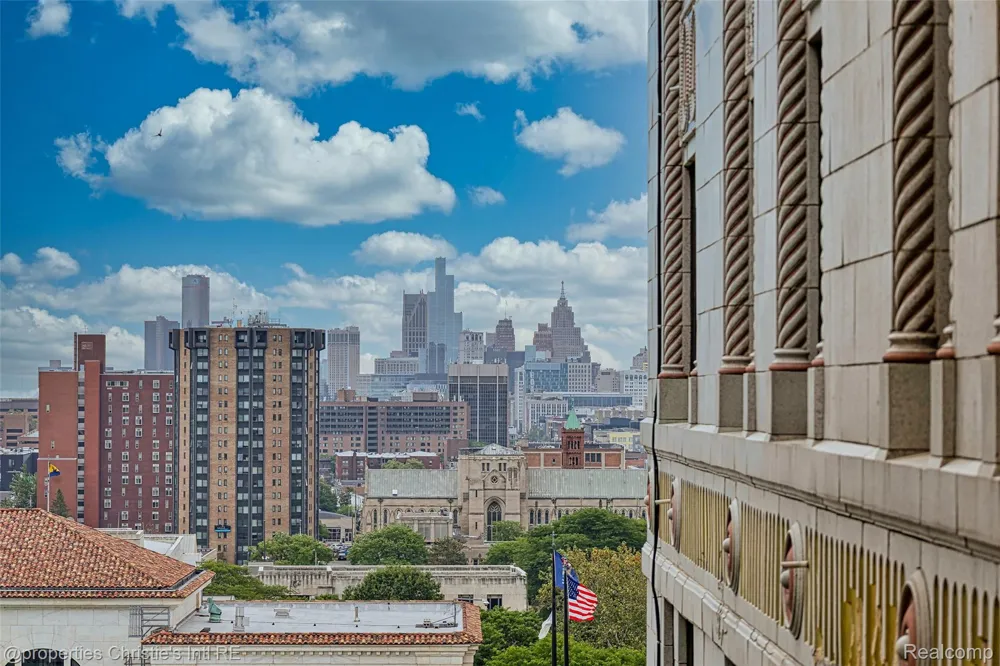 15 E Kirby Street #1107 Detroit City, MI 48202
