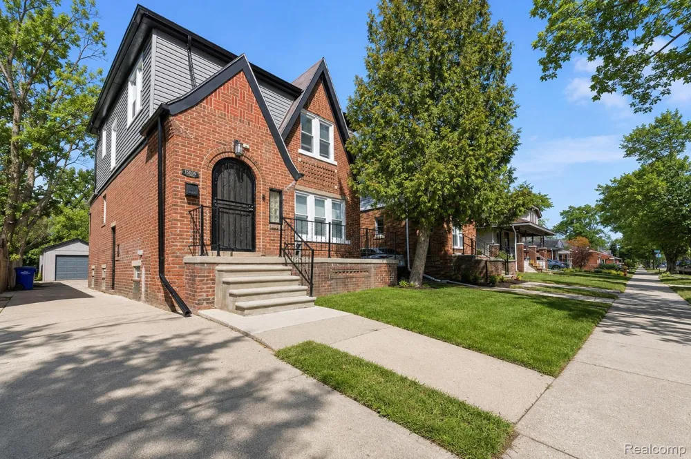 15887 Robson Street Detroit City, MI 48227