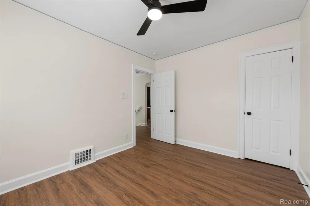 15887 Robson Street Detroit City, MI 48227