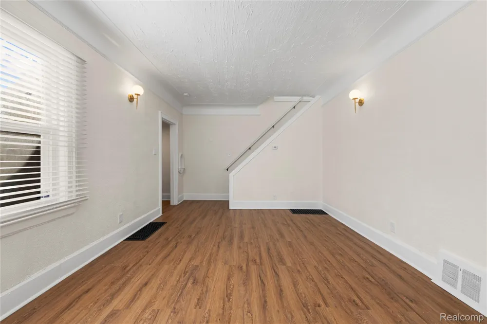15887 Robson Street Detroit City, MI 48227