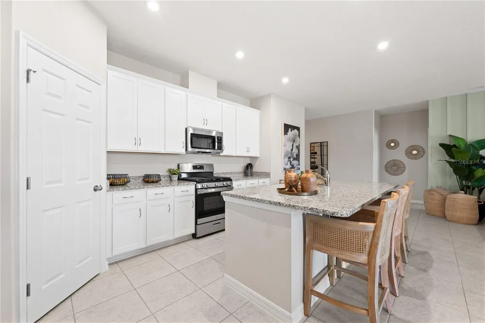 23615 GRINDSTONE WAY Sorrento, FL 32776